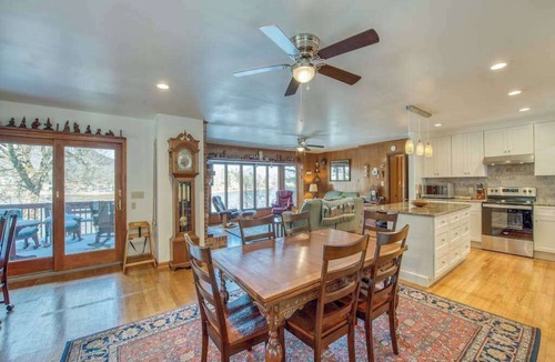 Lake Junaluska House | Spacious two-story lakefront home with lake views, balcony, AC, pool & tennis