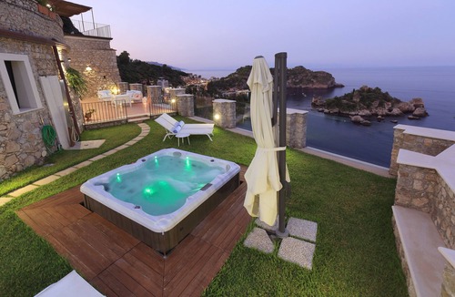 Mazzaro Apartment | Sparrowhawk Isolabella Suite. Suite with a view of Isolabella Bay