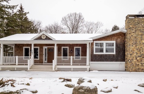 Eagles Mere House | Spend the whole week at Fireside Retreat, a 4 BR, 3 bath cottage in Eagles Mere