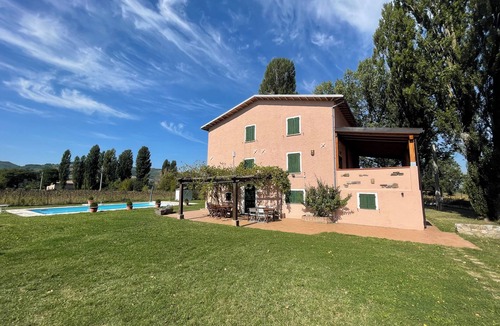 Nerbisci Villa | Splendid Mansion of the 1600s