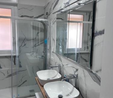 Oltrestazione House | STANZA PRIVATA Rho Fiera San Siro Milano