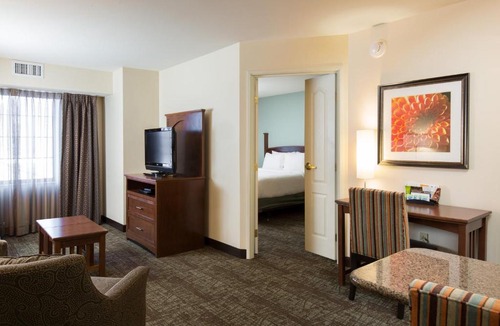 Polaris Hotel | Staybridge Suites - Columbus Polaris by IHG