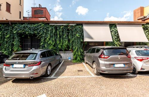 Zona Farini Apartment | StayEasy Bernina - Design Loft, metro and free parking