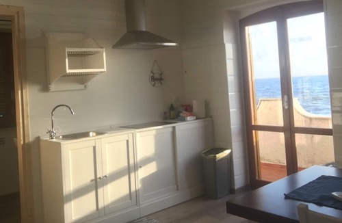 Annunziata Apartment | STELLA MARINA TERRACE ON THE BEACH