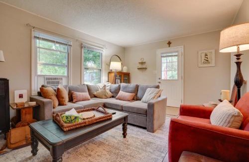 Lakeland House | Steps to St Croix River! Charming Lakeland Home
