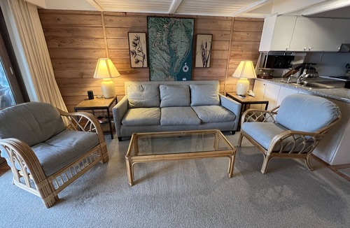 Rehoboth Beach Cottage | Steps to the beach and minutes to Rehoboth and Dewey