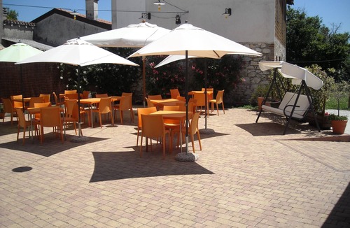 Messenano House | Stone house with swimming pool, free wi-fi internet.