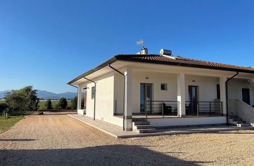 Terracina House | Strategic in the green between Terracina Sabaudia and Circeo