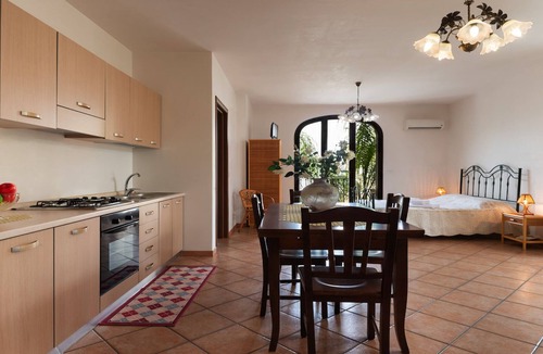 Racale Apartment | Studio 2/4 pl in the center of Racale