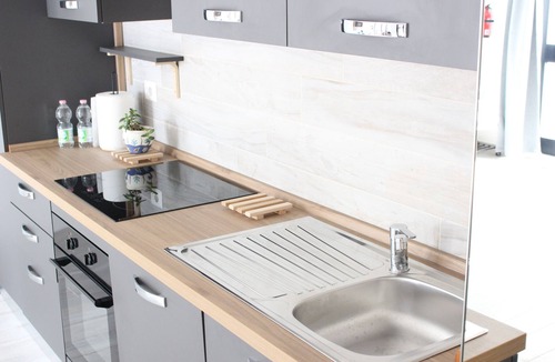 Seveso Apartment | Studio apartment 100 meters from the station. Trains every 15 minutes to Milan and Como!