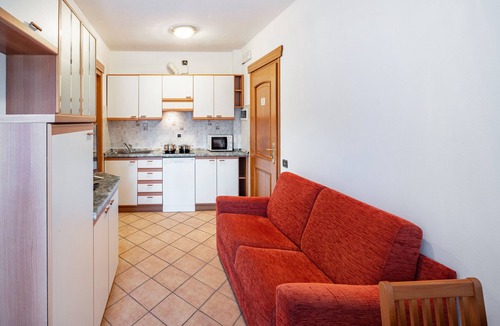 Rocca Pietore Apartment | Studio Apartment 'Appartamento Monolocale 4' with Mountain View, Shared Garden and Wi-Fi