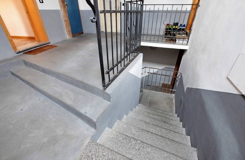 Bormio Apartment | Studio Apartment 'Premesan 3' with Mountain View, Balcony and Wi-Fi