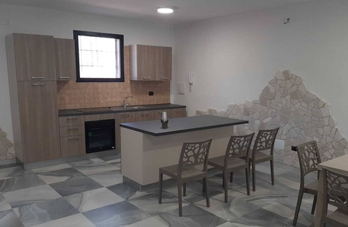 Fragagnano Apartment | Studio Apartment 'Sala Olimpo' with Private Terrace, Wi-Fi and Air Conditioning