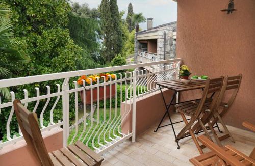 Porto Valtravaglia Apartment | Studio Hermitage-4 by Interhome