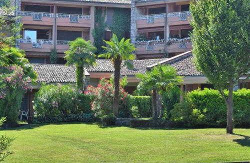 Porto Valtravaglia Apartment | Studio Hermitage-14 by Interhome
