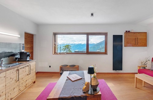 Laudes Apartment | Studio 'Röfen Mittelröfen' with Mountain View, Shared Terrace and Wi-Fi