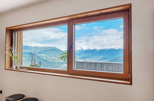 Laudes Apartment | Studio 'Röfen Mittelröfen' with Mountain View, Shared Terrace and Wi-Fi