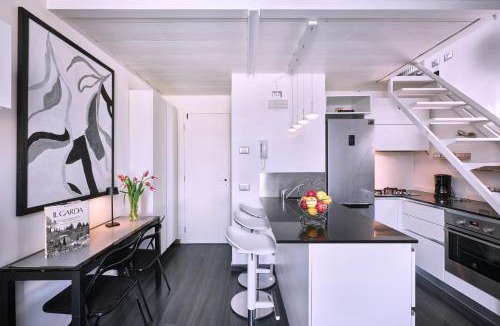 Cisano Apartment | STUDIO THE BEACH - Regarda Travel