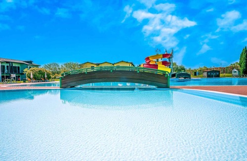 Peschiera del Garda Apartment | Studio with outdoor pool and children's entertainment in a great residence