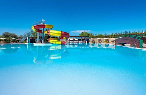Peschiera del Garda Apartment | Studio with outdoor pool and children's entertainment in a great residence