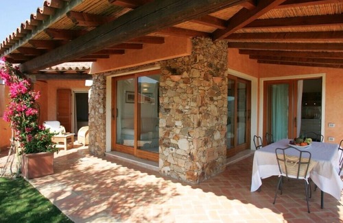 Chia Villa | Stunning luxury villa with private garden 300mt from the beach