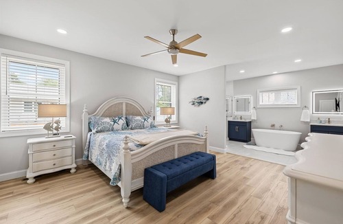 Rehoboth Beach Hotel | Stunning 6BR House Private Pool Game Room Linens