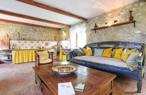 Ficulle Apartment | Stunning apartment in Ficulle with WiFi