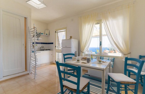Gagliano del Capo Ski Chalet | Stunning cliff house with fantastic sea view (B)