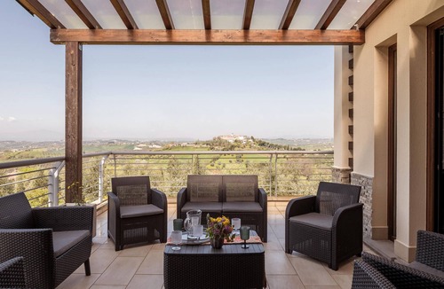 Collevecchio House | Stunning home in Collevecchio (RI)
