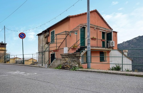 Canepa House | Stunning home in Sori with WiFi