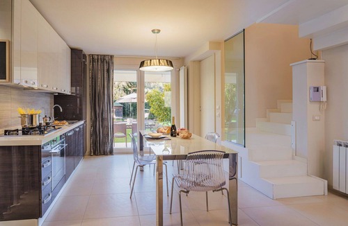 Stiava House | Stunning private villa for 4 people with hot tub, A/C, WIFI
