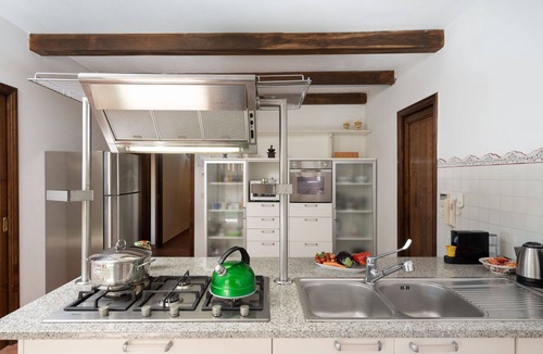 Subbiano Villa | Stunning private villa with A/C, WIFI, private pool, hot tub, TV and terrace, close to Arezzo