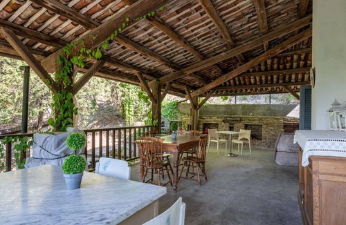 Santo Stefano Belbo House | Stunning private villa for 8 people with WIFI, private pool, TV, patio, panoramic view and parking
