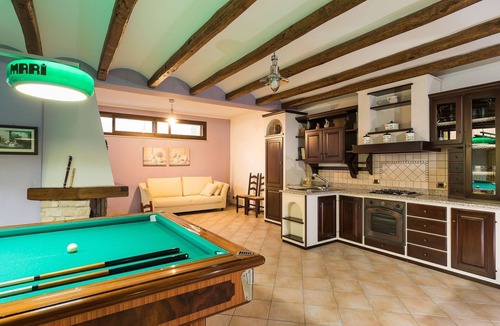 Mockarta Villa | Stunning private villa for 9 people with WIFI, private pool, A/C, TV, terrace and panoramic view
