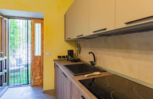 Sorico House | Stunning private villa for 4 guests with WIFI, hot tub, TV, patio and pets allowed