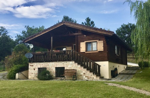 Sarnano Ski Chalet | Stunning Property in a Tranquil Position