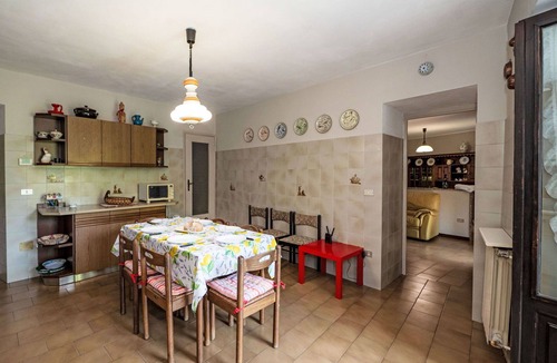 Mergozzo House | Stunning villa for 5 people with WIFI, TV, balcony and pets allowed