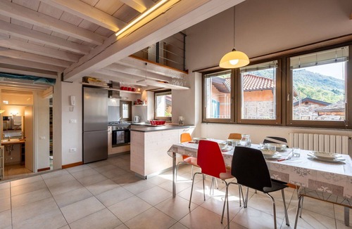 Bracchio House | Stunning villa for 6 people with TV and patio