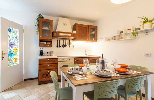 Valtellina Apartment | Stunning villa for 7 guests with WIFI, TV, balcony and pets allowed