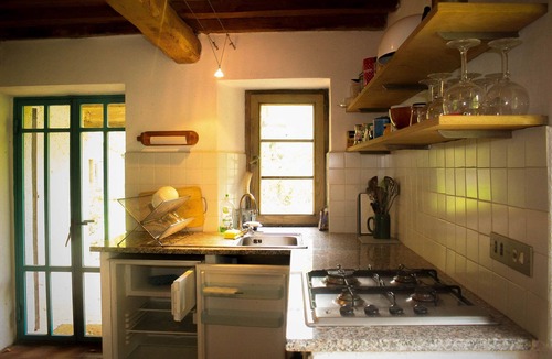 Boccheggiano Apartment | Stylish apartment in an old Tuscan country house