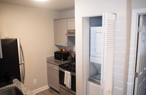 Charlotte Center City Apartment | Stylish&Cozy~Backyard~Parking~W/D~Walk to Stadiums