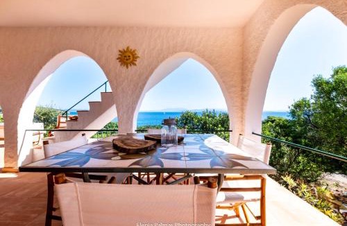 Sant'Antioco Villa | su mari su entu Isola di Sant'Antioco villa con accesso diretto al mare