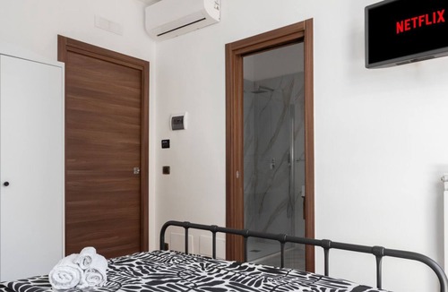 Centro Giano Apartment | [Suite1] - P. Bath, Airport, Fiera, P. Leonardo