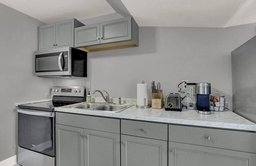 Harrisburg Apartment | Suites on Seneca - Gorgeous One Bedroom Apartment
