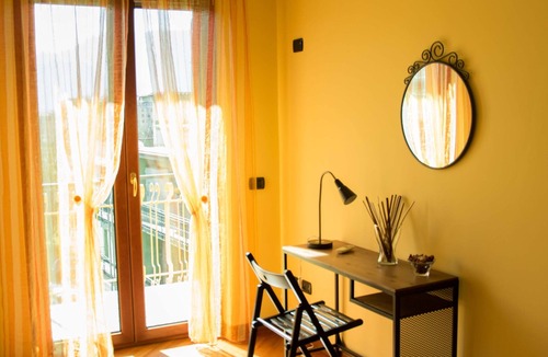 Pompei Apartment | Sun and Moon Holiday Home