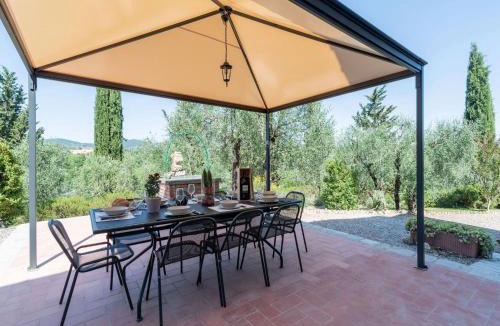 Monti di Sotto House | Sun-kissed holiday home