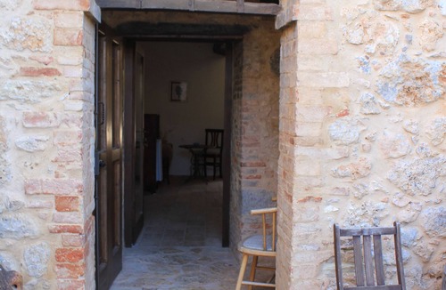 Simignano House | Sunflower Room