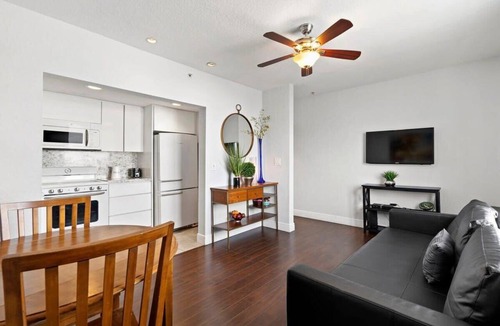 North Beach Apartment | Sunlit 2-Bed Oasis: Steps to Miami Beach!