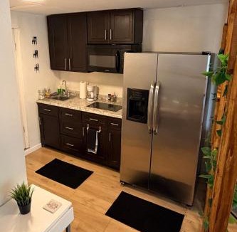 Orlando Apartment | Sunny Baldwin Park Studio Walk to Cafés & Downtown Orlando