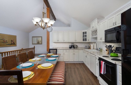 Sunset Cove House | Sunset Paradise - Spacious Home & Amazing Views